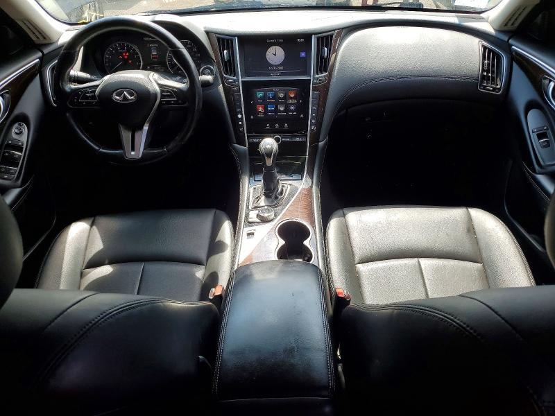 2018 INFINITI Q50 3.0T LUXE — Фото 8 из 12
