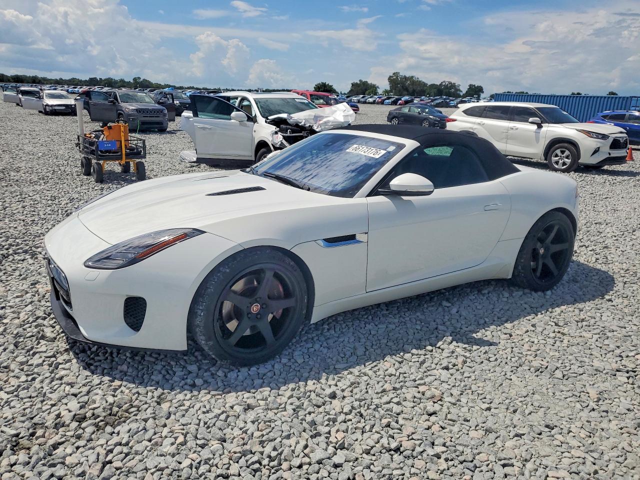2018 JAGUAR F-TYPE SAJDD5EV5JCK49323