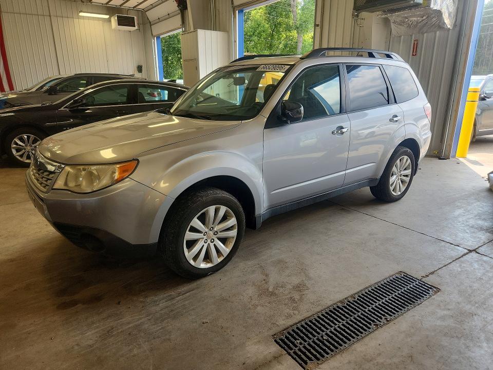 2012 SUBARU FORESTER JF2SHBDC2CH417757