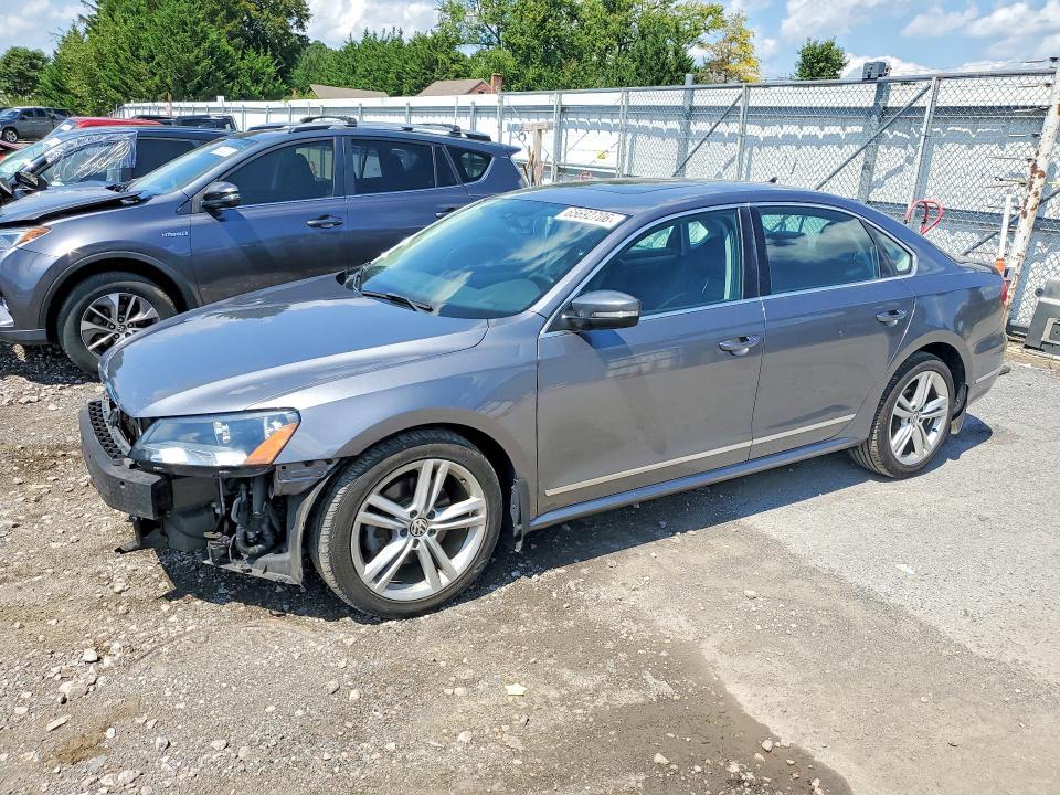 2015 VOLKSWAGEN PASSAT 1VWBT7A30FC073293