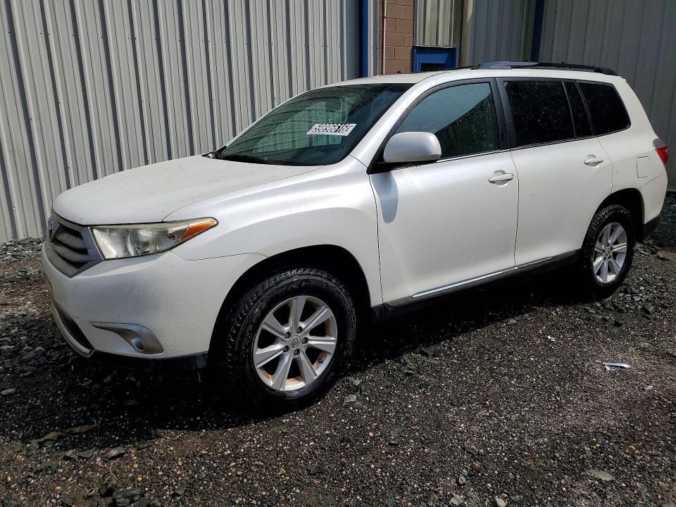 2011 TOYOTA HIGHLANDER 5TDBK3EH2BS057108
