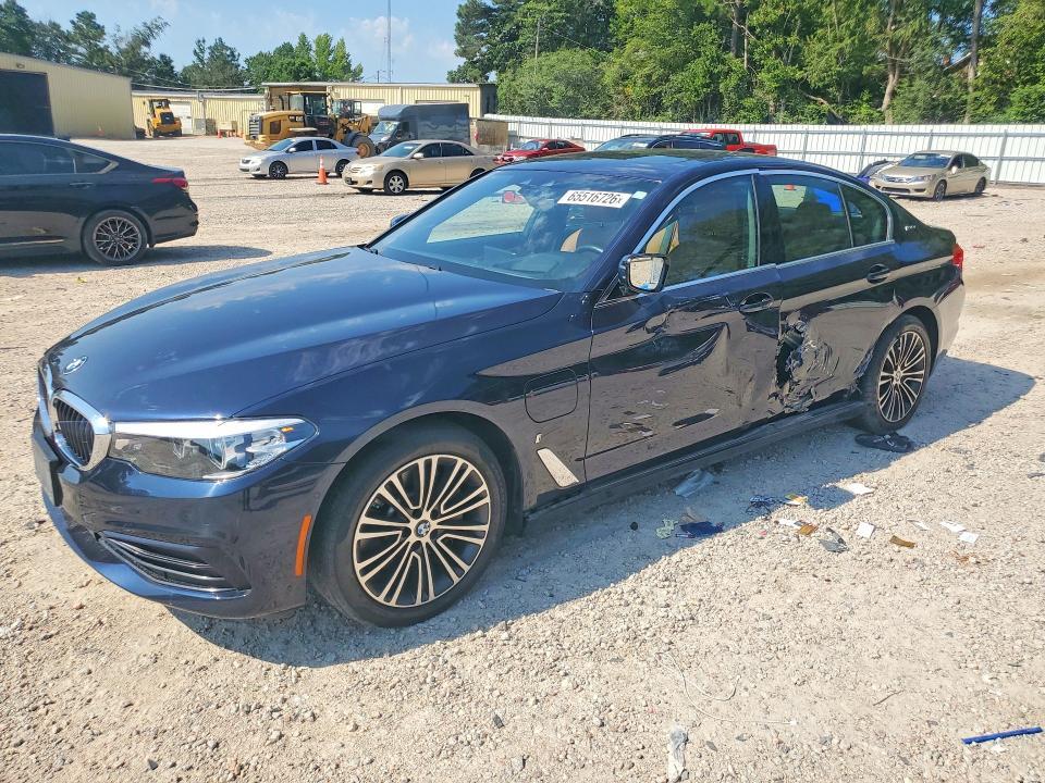 2019 BMW 530XE WBAJB1C54KB376779