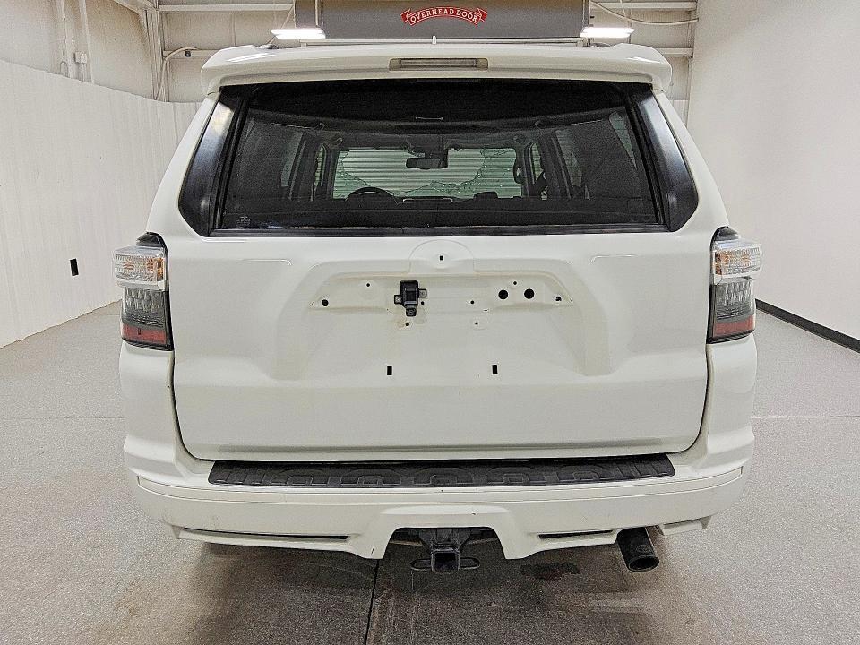 JTESU5JR9N6018648 2022 TOYOTA 4RUNNER photo no. 6