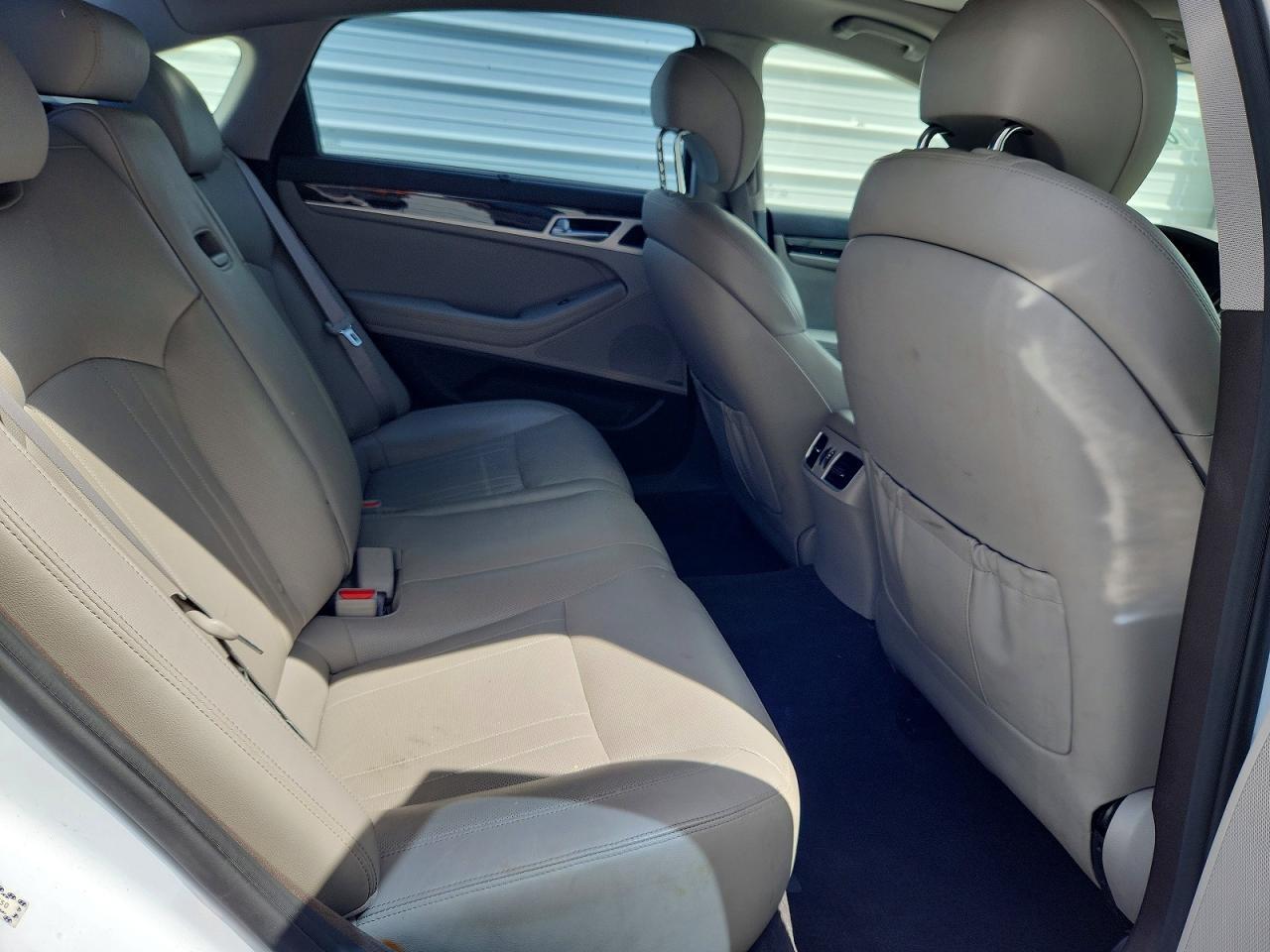 KMHGN4JE3GU119550 2016 HYUNDAI GENESIS photo no. 10