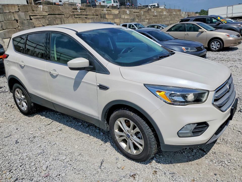 1FMCU9GD9KUA95213 2019 FORD ESCAPE photo no. 4