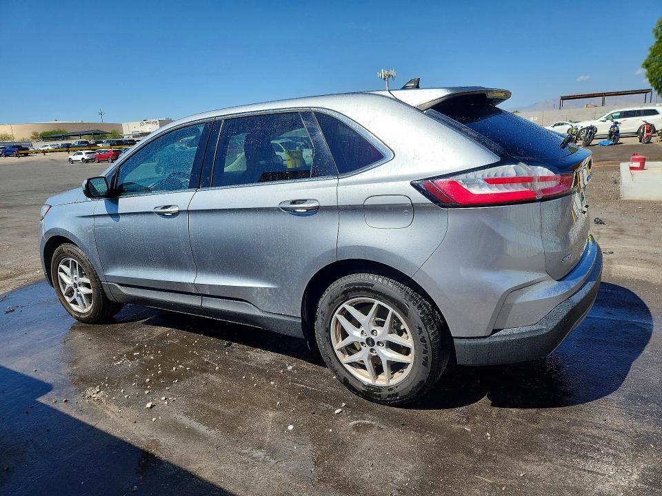 2FMPK4J95PBA30886 2023 FORD EDGE photo no. 2