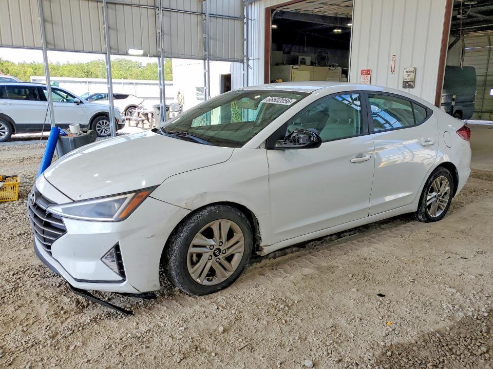 2019 HYUNDAI ELANTRA 5NPD84LF7KH483185