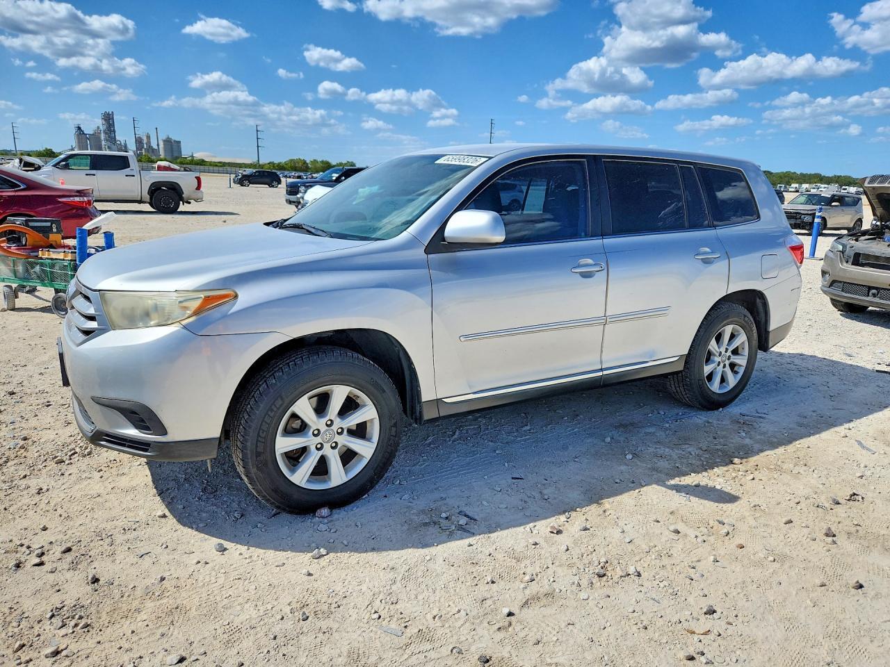 5TDZK3EH1DS101780 2013 TOYOTA HIGHLANDER photo no. 1