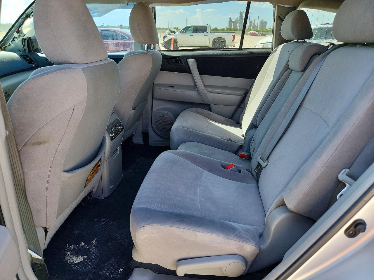 5TDZK3EH1DS101780 2013 TOYOTA HIGHLANDER photo no. 11