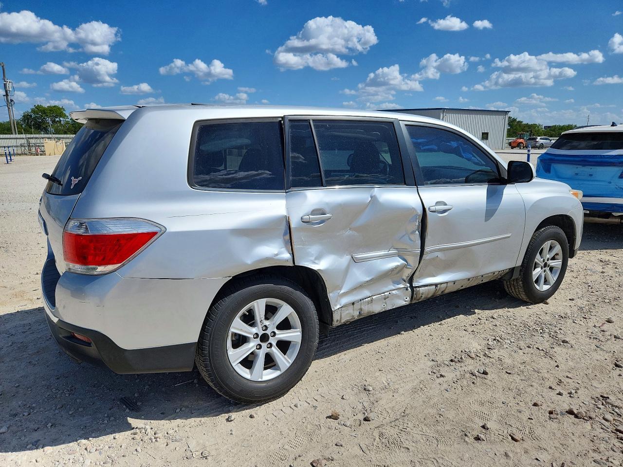 5TDZK3EH1DS101780 2013 TOYOTA HIGHLANDER photo no. 3