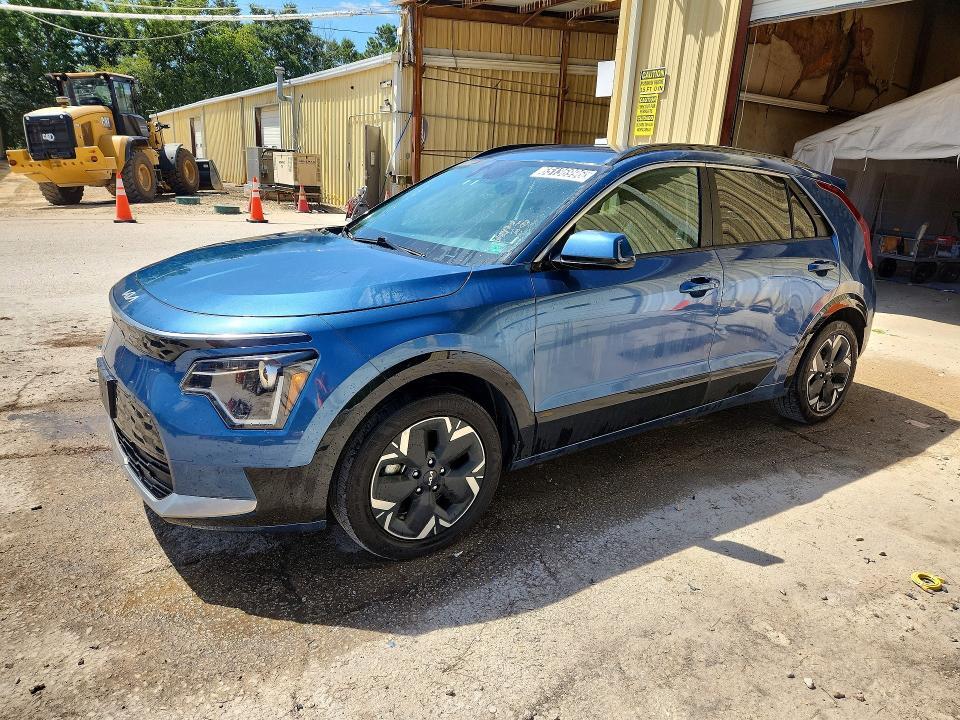 2023 KIA NIRO KNDCR3L10P5053884