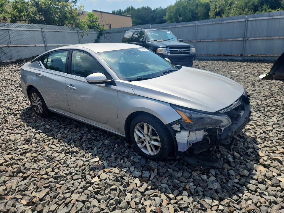 1N4BL4BVXPN373744 2023 NISSAN ALTIMA photo no. 4
