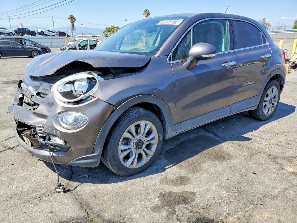 2017 FIAT 500X ZFBCFXDB0HP518826