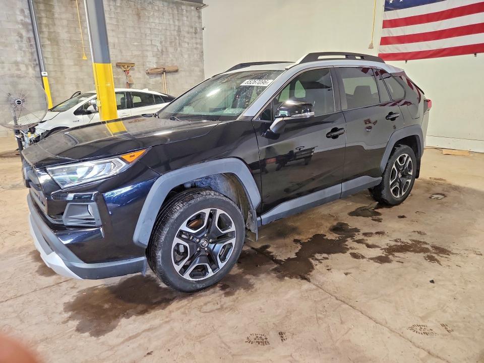 2019 TOYOTA RAV4 2T3J1RFV6KW049839