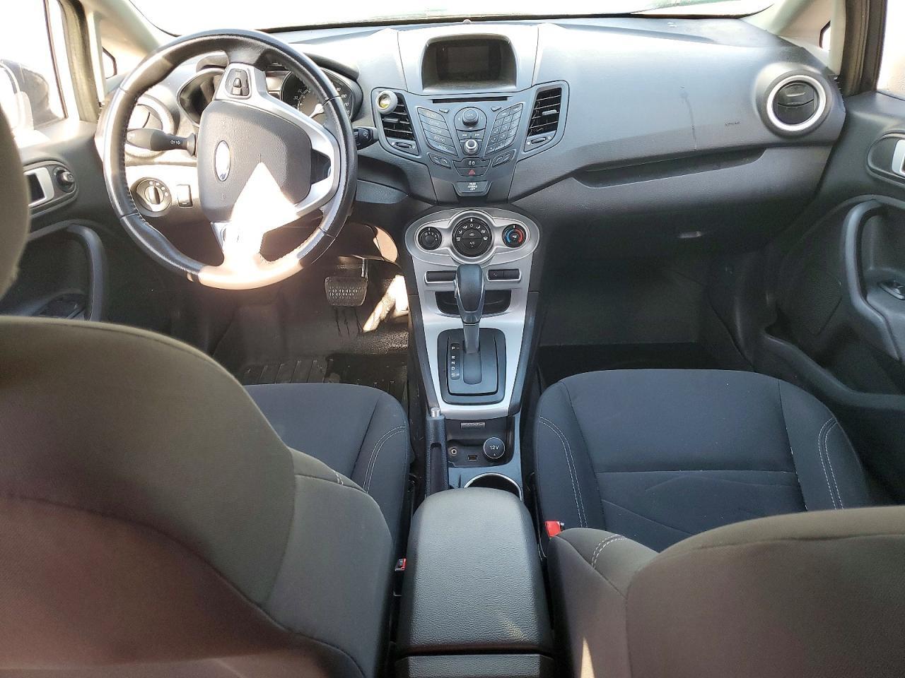 2014 FORD FIESTA SE — Фото 8 из 12