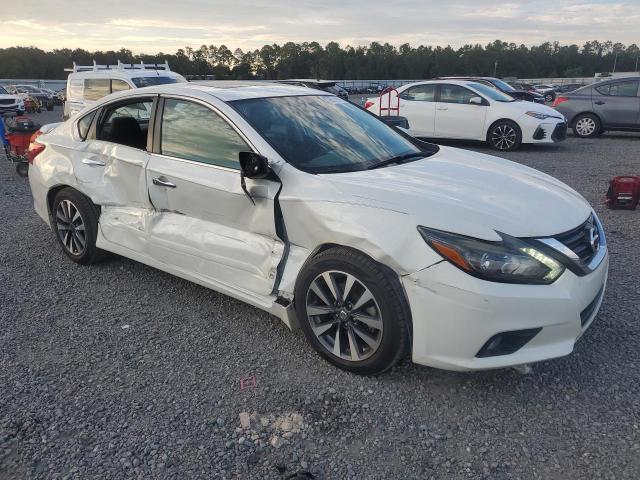 2017 NISSAN ALTIMA 2.5 SL — Фото 4 из 12