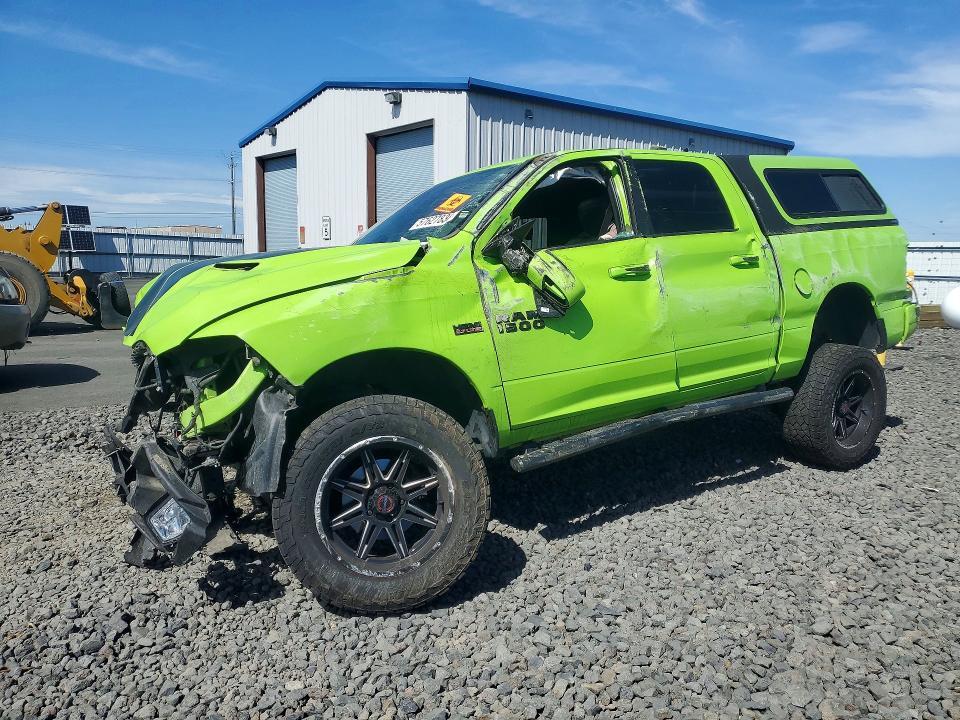 2017 RAM 1500 1C6RR7MT5HS827090