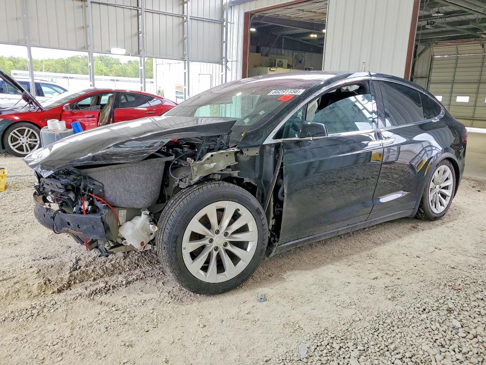 5YJXCAE20HF055308 2017 TESLA MODEL X photo no. 1