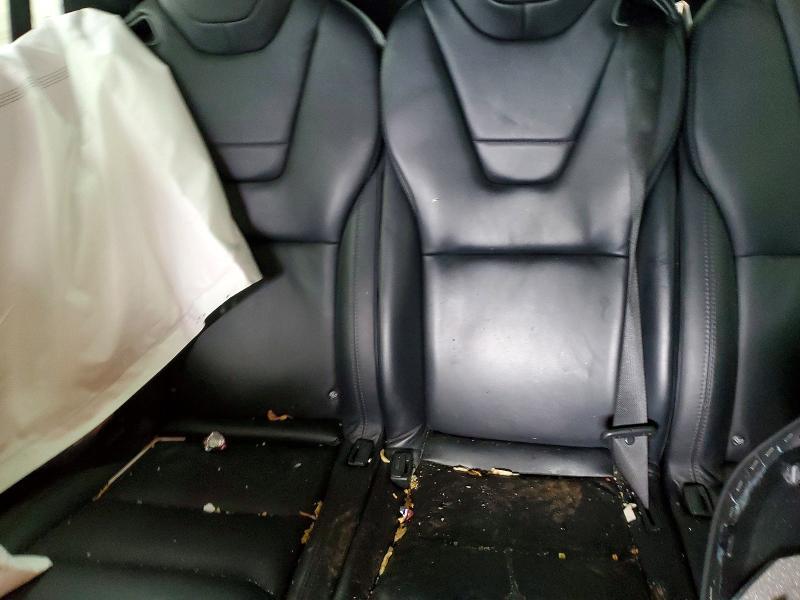 5YJXCAE20HF055308 2017 TESLA MODEL X photo no. 10