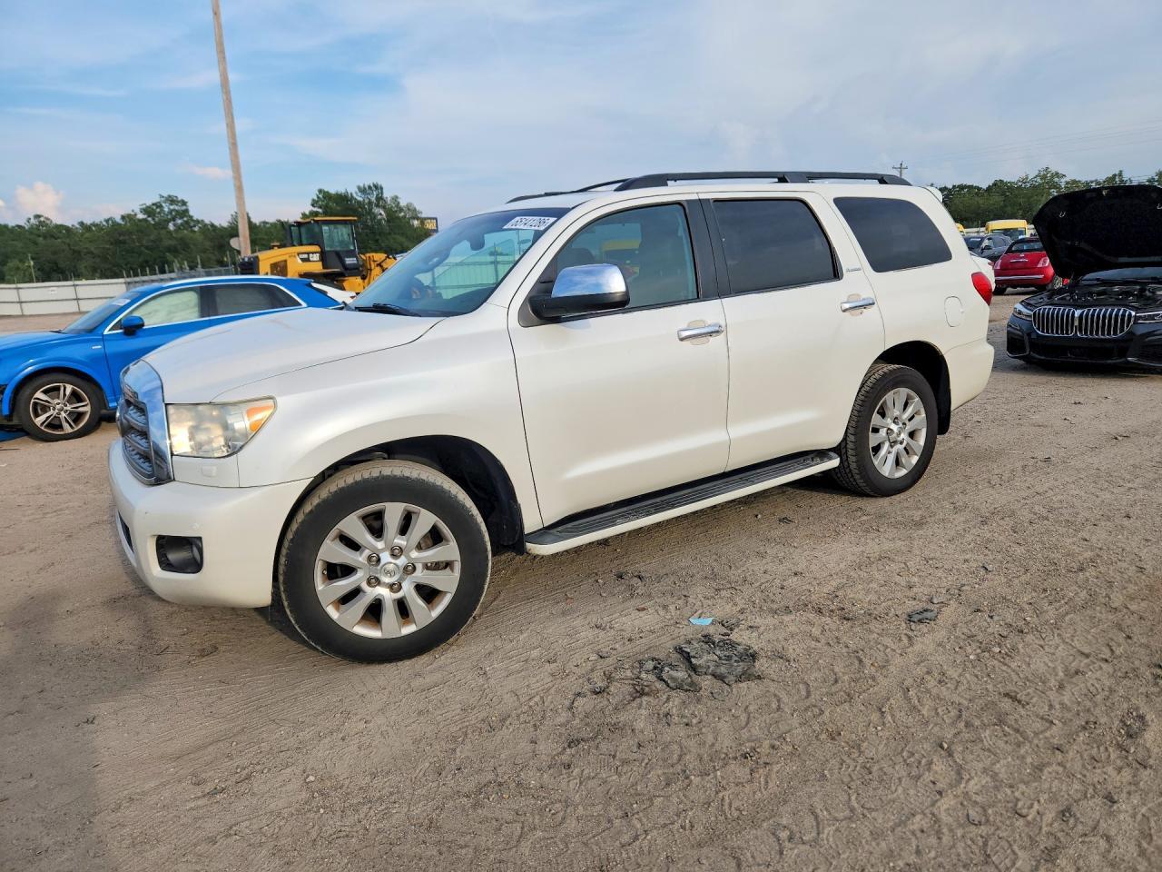 2017 TOYOTA SEQUOIA 5TDYY5G1XHS066703