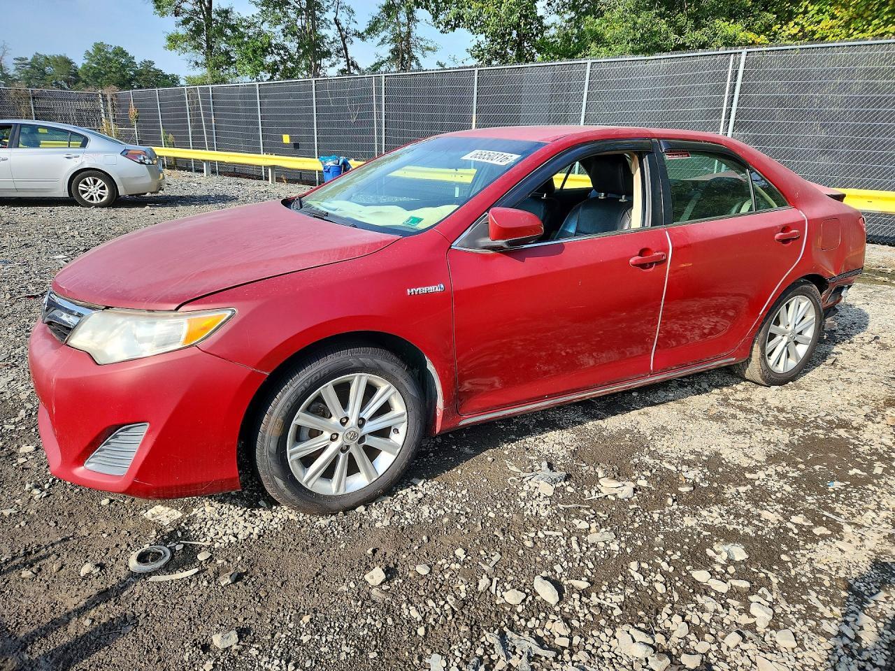 4T1BD1FK3EU098528 2014 TOYOTA CAMRY HYBRID photo no. 1