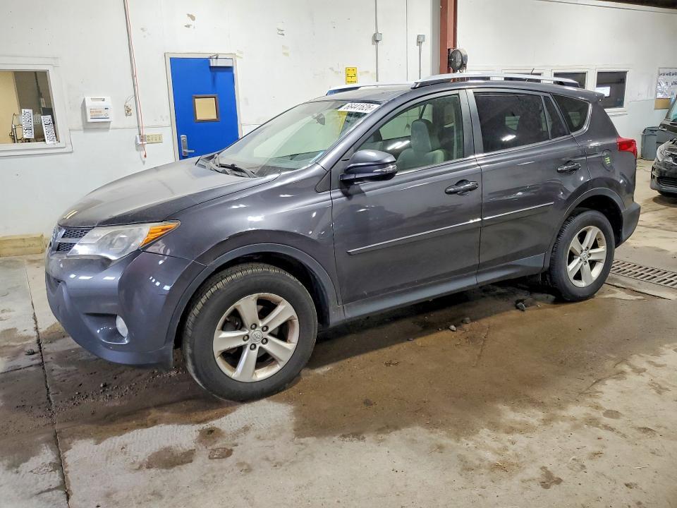 2014 TOYOTA RAV4 JTMRFREV3EJ009386