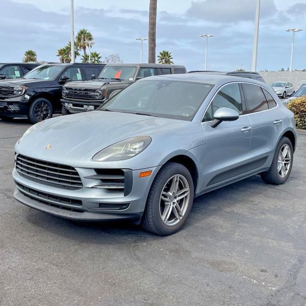 2020 PORSCHE MACAN WP1AB2A57LLB30671