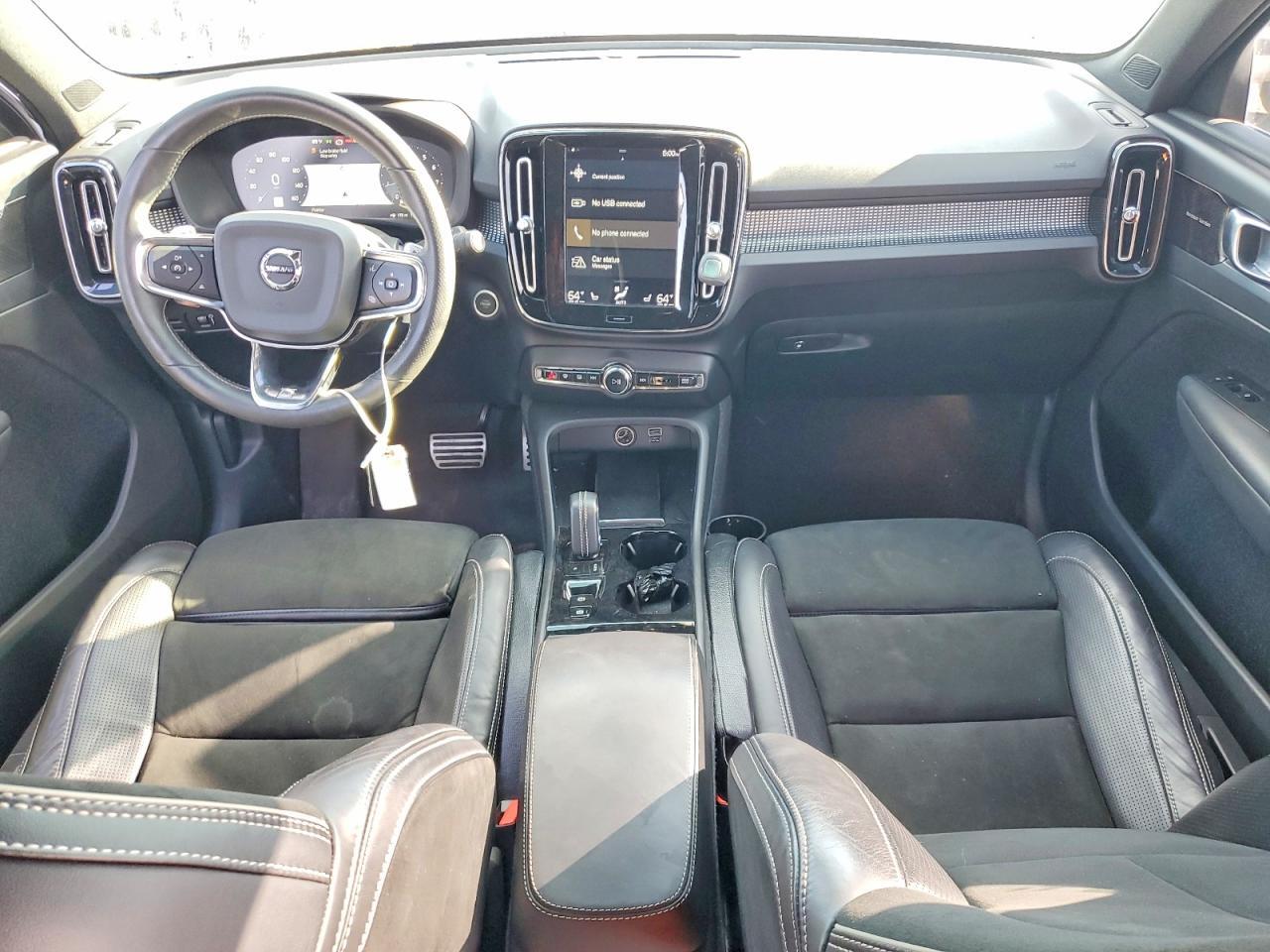 YV4162UM5L2348409 2020 VOLVO XC40 photo no. 8