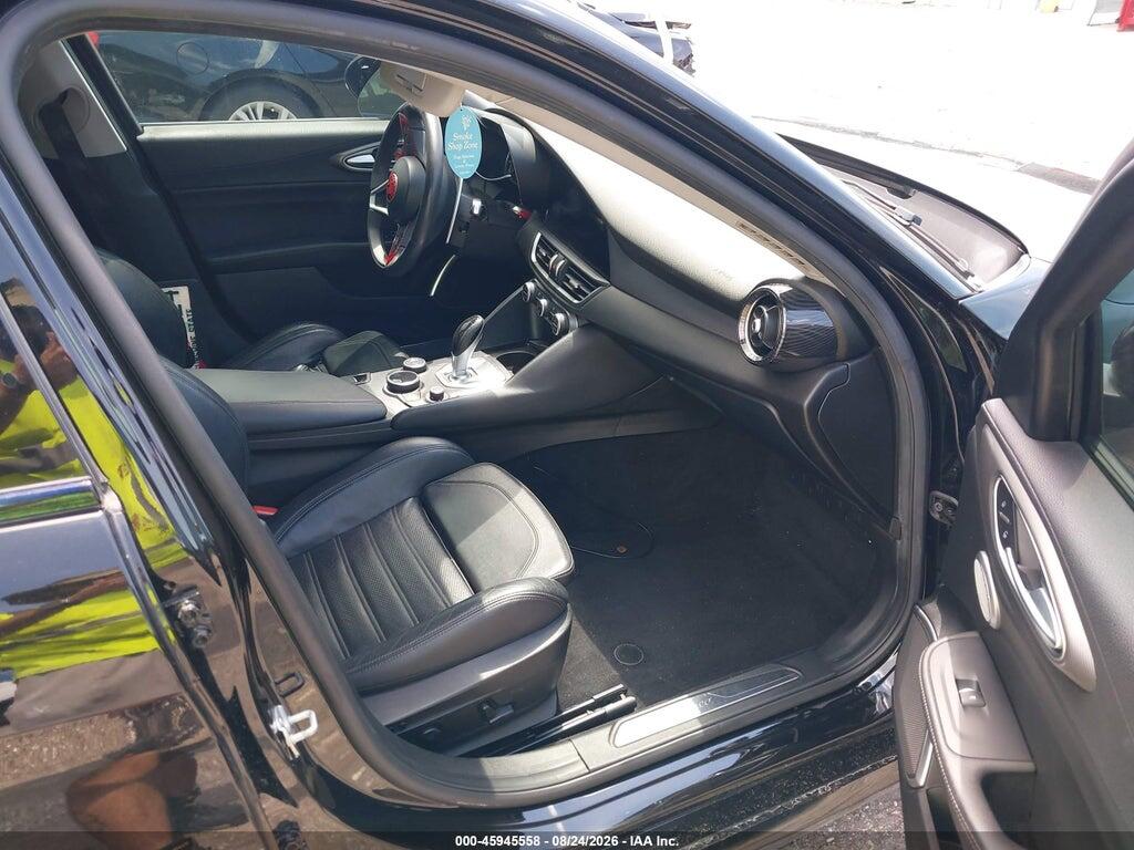 ZARFAECN1H7542731 2017 ALFA ROMEO GIULIA photo no. 5