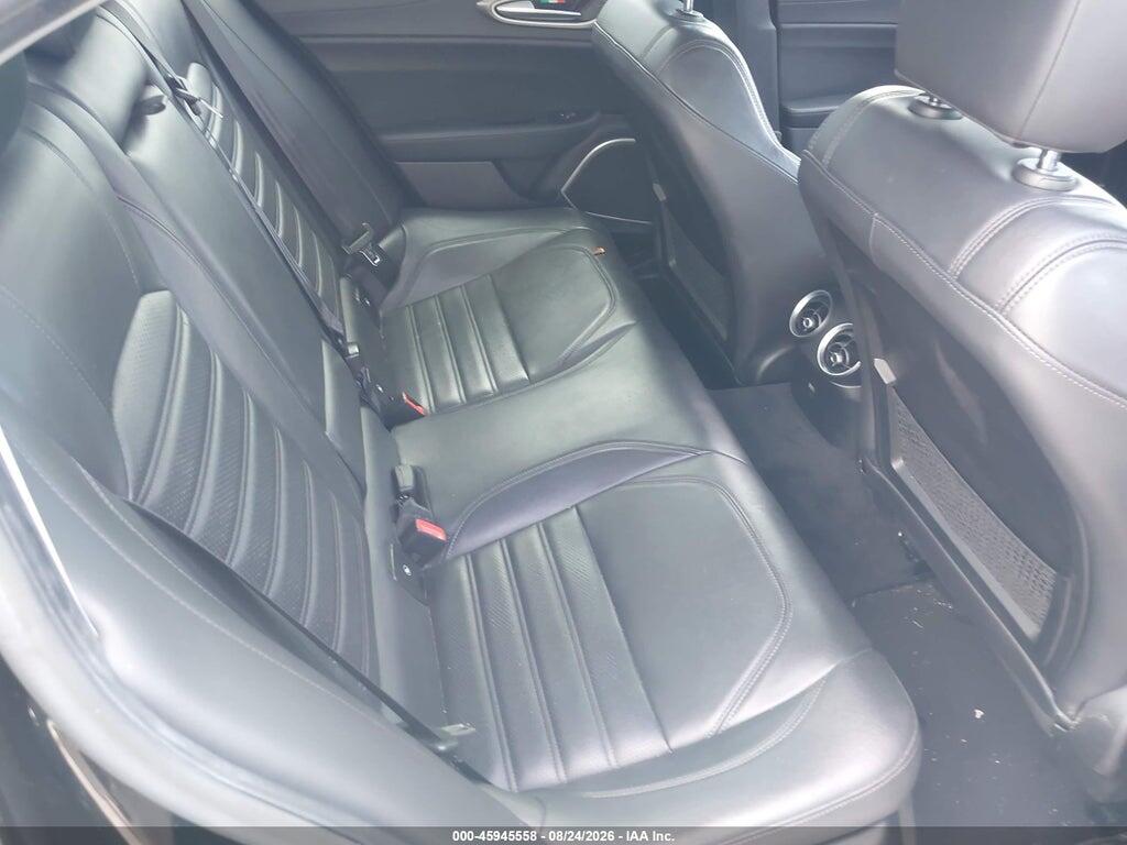 ZARFAECN1H7542731 2017 ALFA ROMEO GIULIA photo no. 8