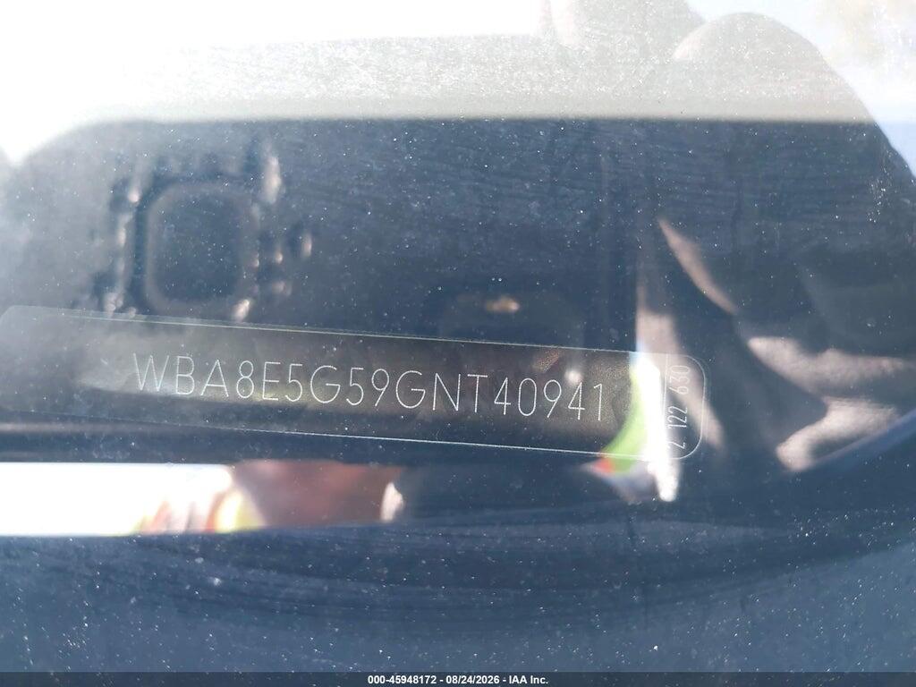 WBA8E5G59GNT40941 2016 BMW 320I photo no. 12