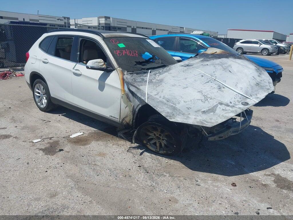 2015 BMW X1 WBAVL1C59FVY37770