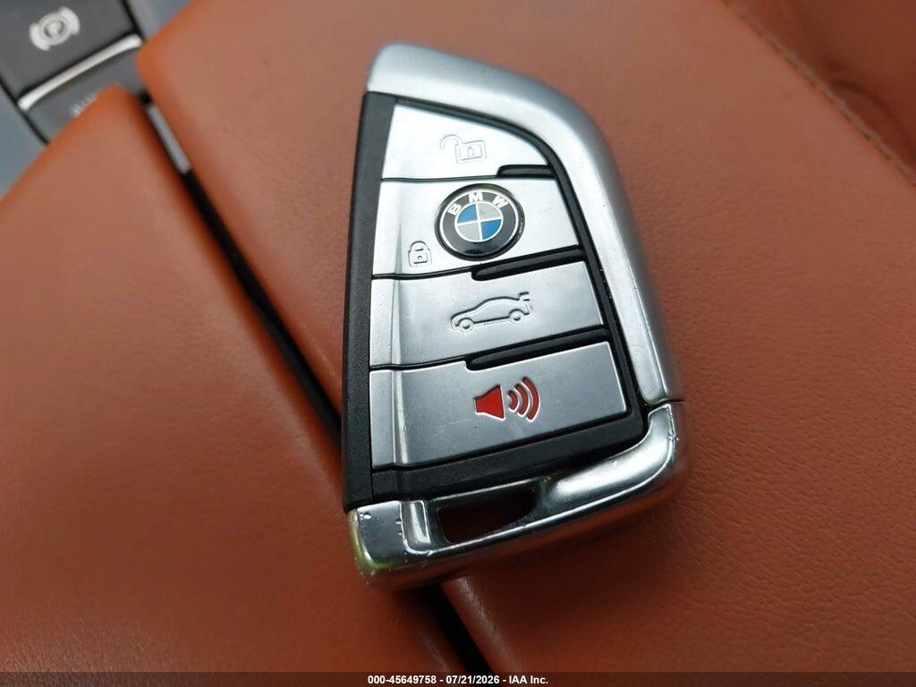 WBSJF0C59JB283927 2018 BMW M5 photo no. 11