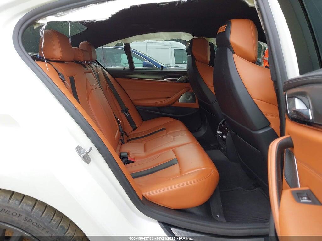 WBSJF0C59JB283927 2018 BMW M5 photo no. 8