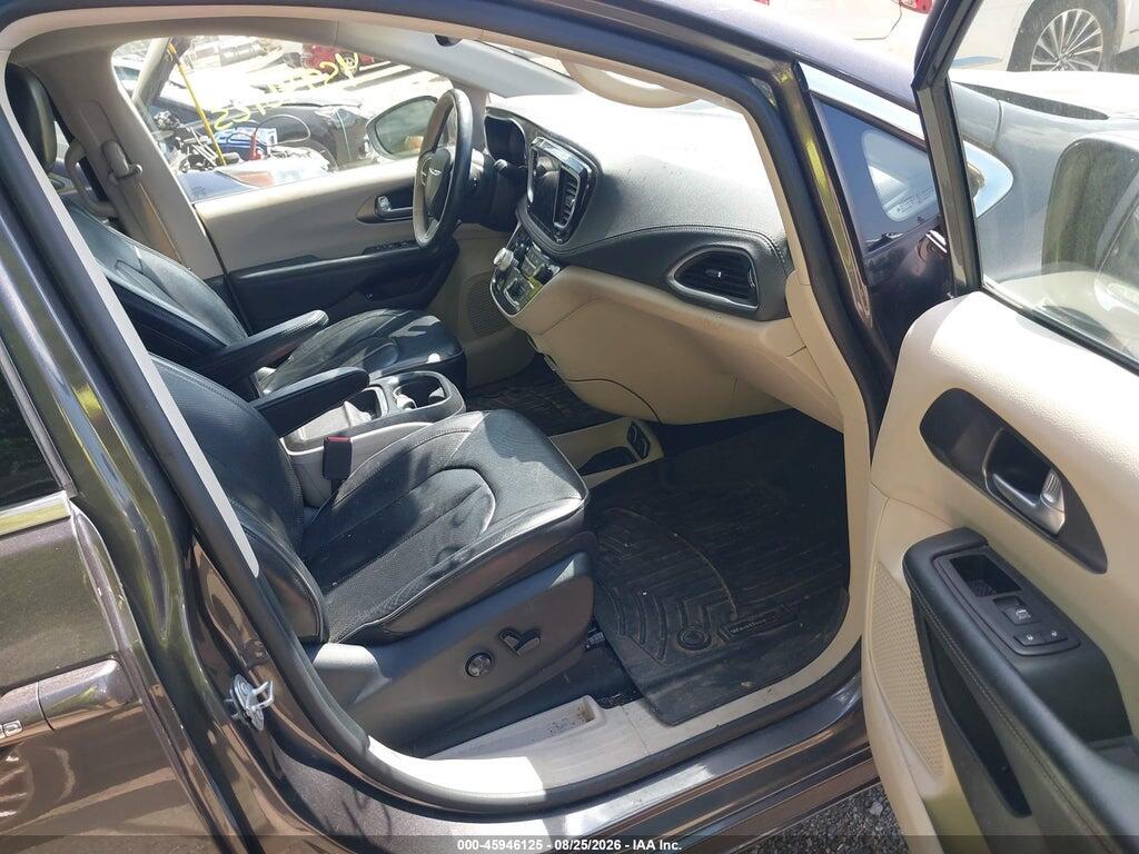 2C4RC1N71HR740054 2017 CHRYSLER PACIFICA HYBRID photo no. 5