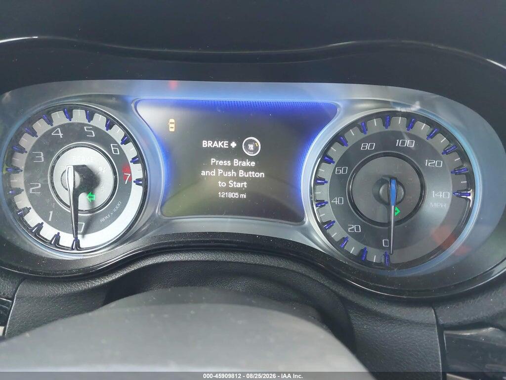 2C3CCABG2HH661674 2017 CHRYSLER 300 photo no. 7