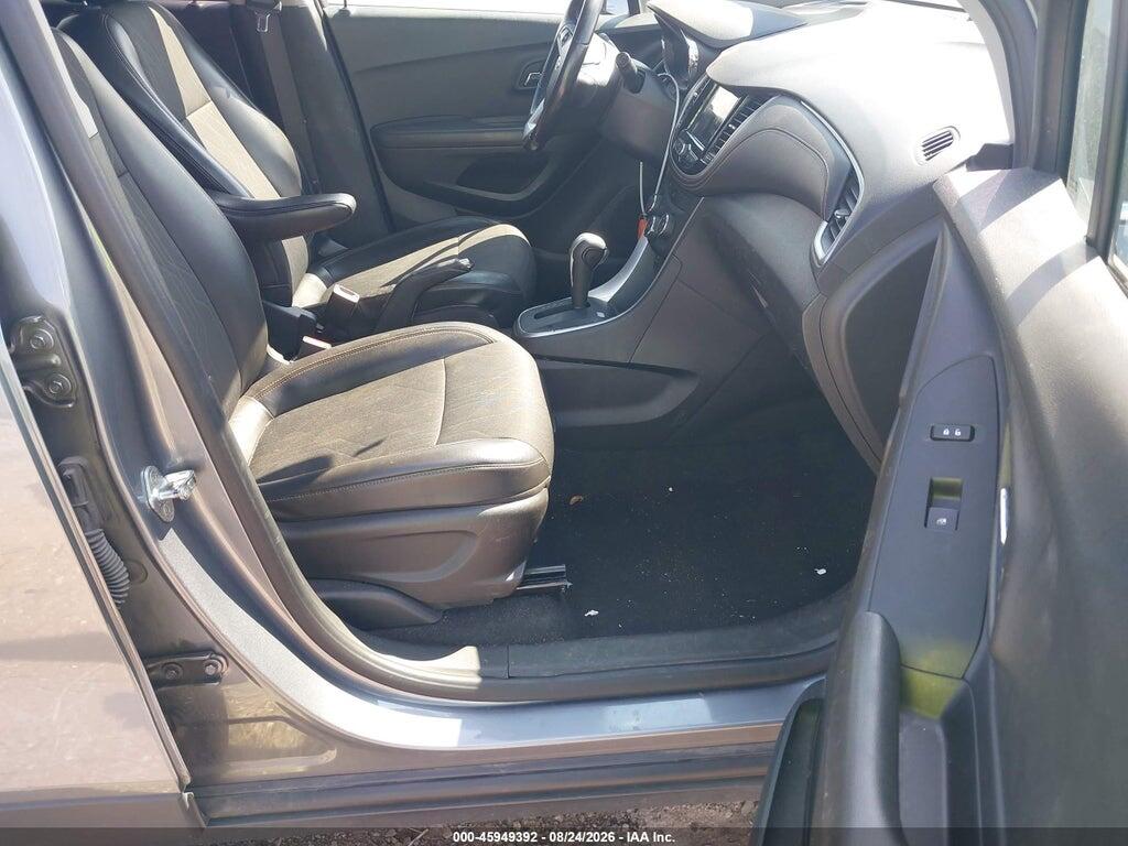 KL7CJPSBXKB878640 2019 CHEVROLET TRAX photo no. 5