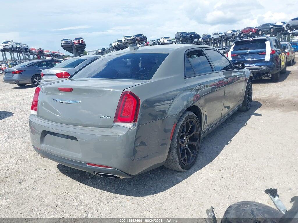 2C3CCAAG0KH612174 2019 CHRYSLER 300 photo no. 4