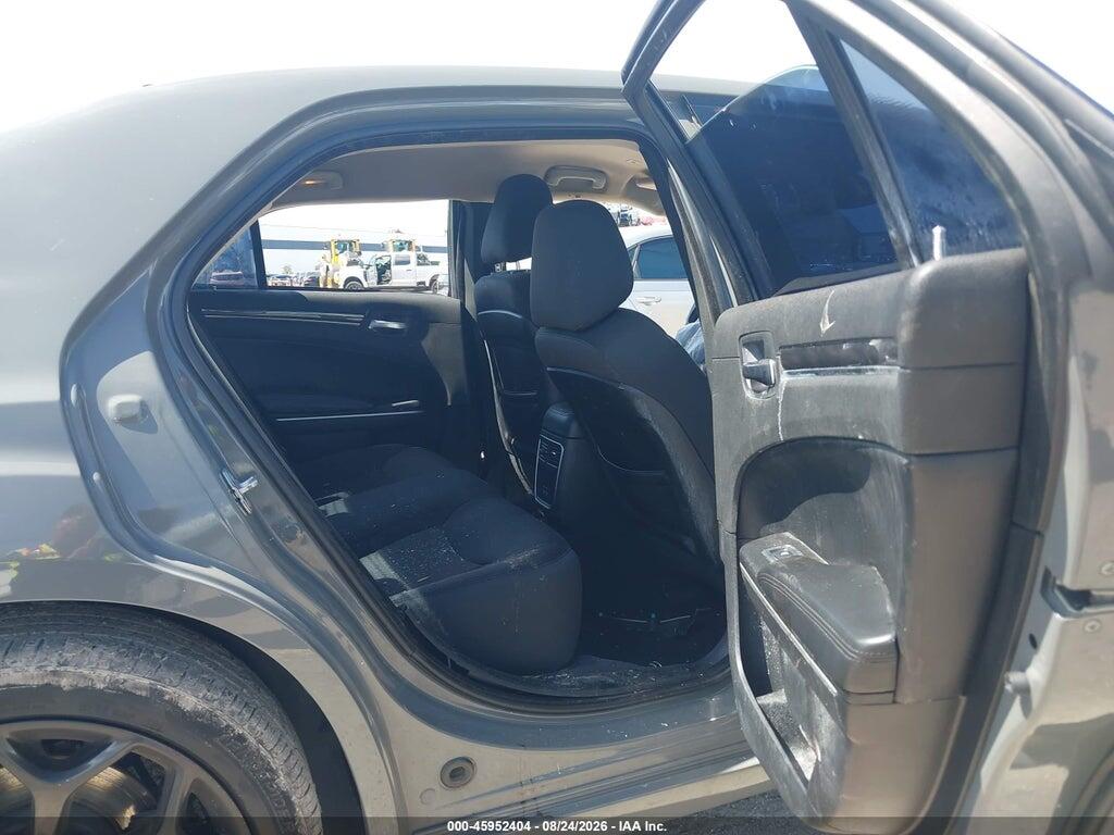 2C3CCAAG0KH612174 2019 CHRYSLER 300 photo no. 8