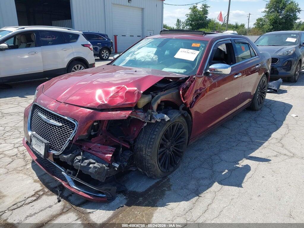 2C3CCAEG8KH585574 2019 CHRYSLER 300 photo no. 2