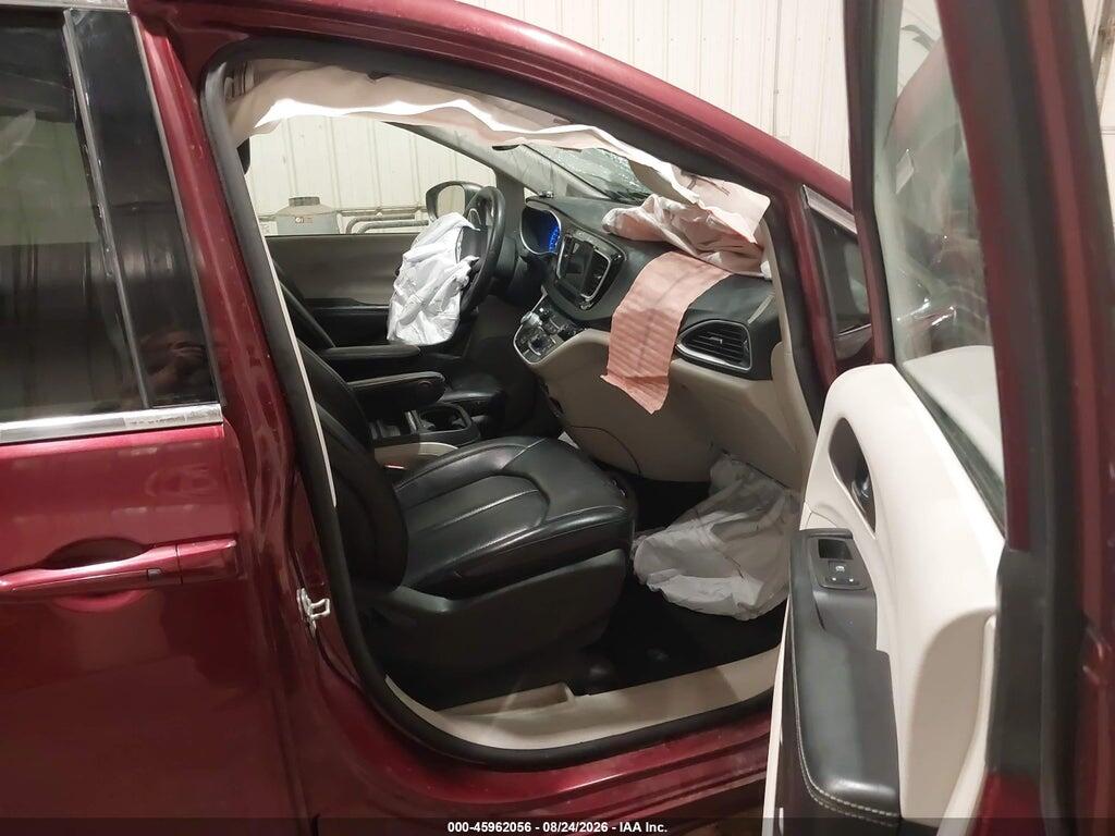 2C4RC1DG9LR262377 2020 CHRYSLER VOYAGER photo no. 5