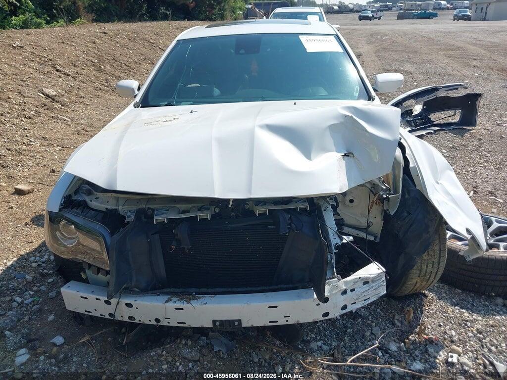 2C3CCABG6JH117684 2018 CHRYSLER 300 photo no. 12