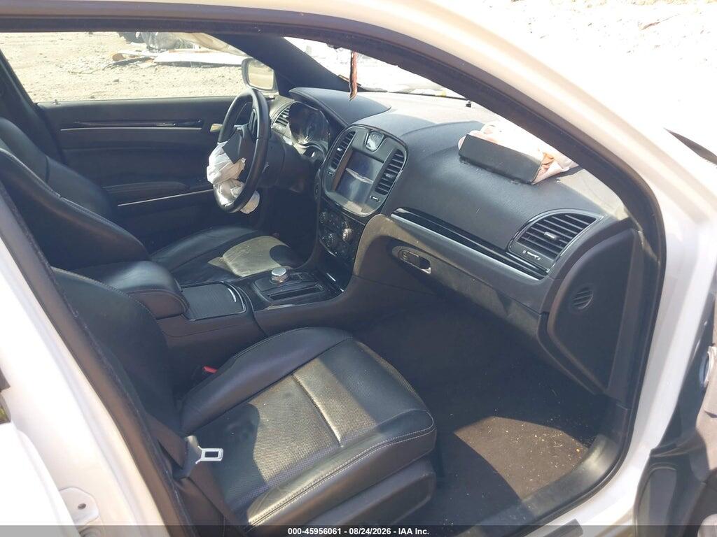 2C3CCABG6JH117684 2018 CHRYSLER 300 photo no. 5