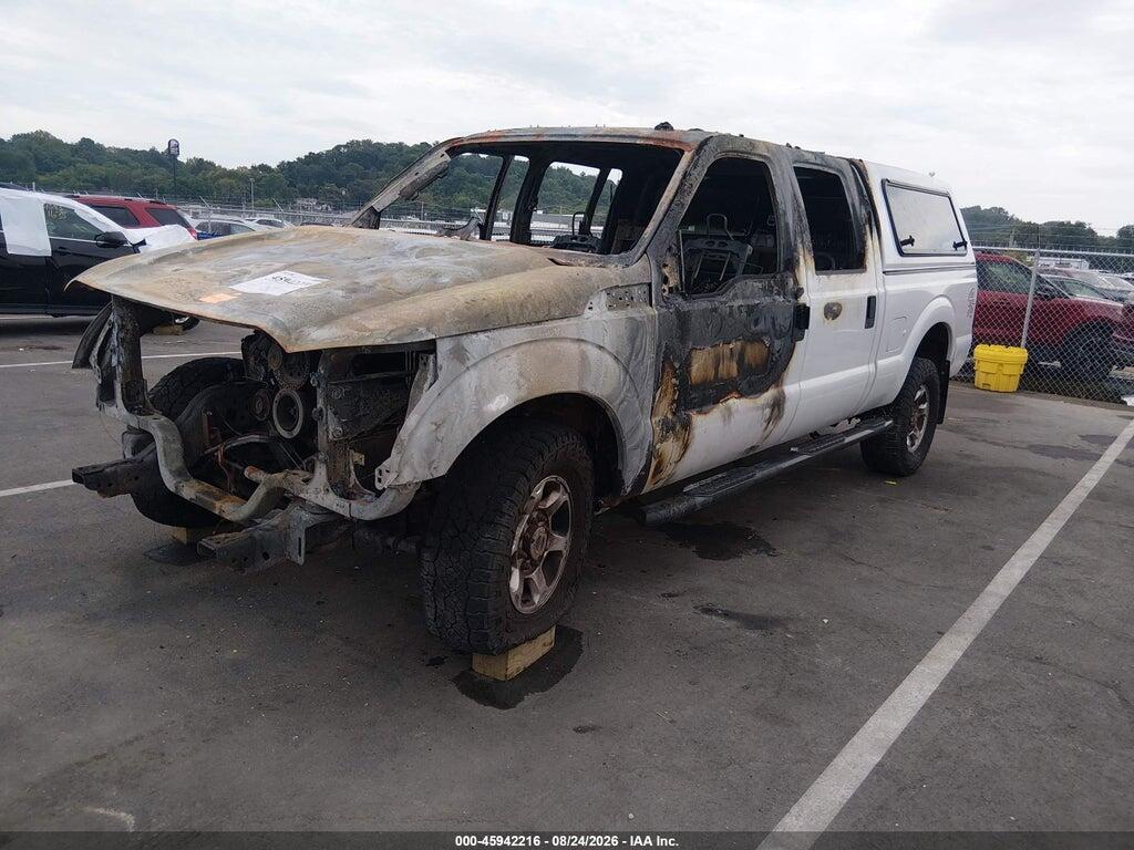 1FT7W2B6XGEC69551 2016 FORD F-250 photo no. 2