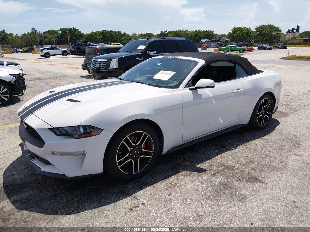 1FATP8UH4L5147118 2020 FORD MUSTANG photo no. 2
