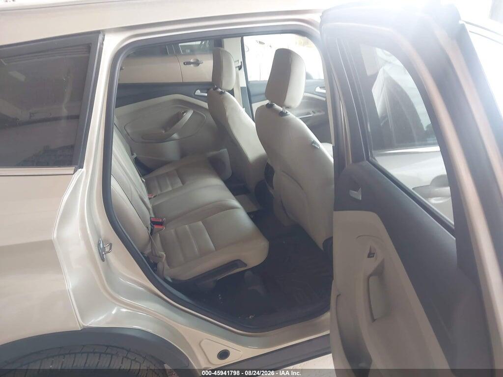 1FMCU9HD7JUC78090 2018 FORD ESCAPE photo no. 8