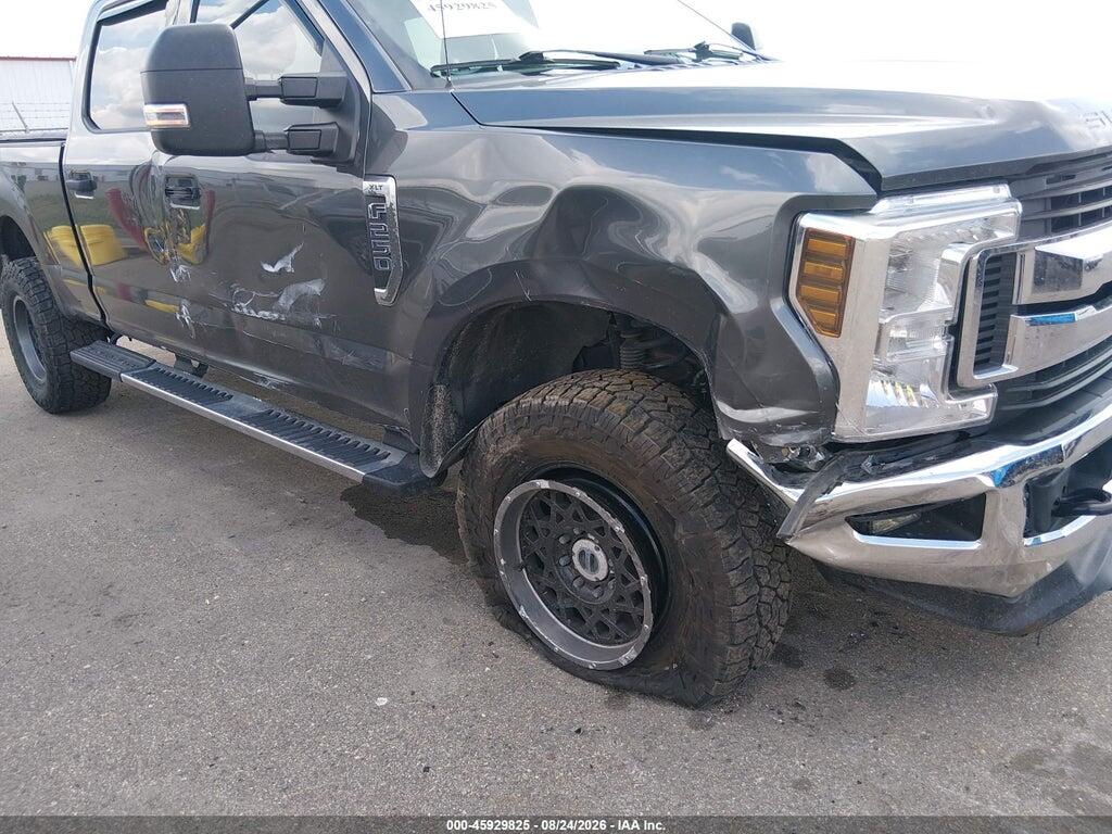 1FT7W2B66JEB10615 2018 FORD F-250 photo no. 6