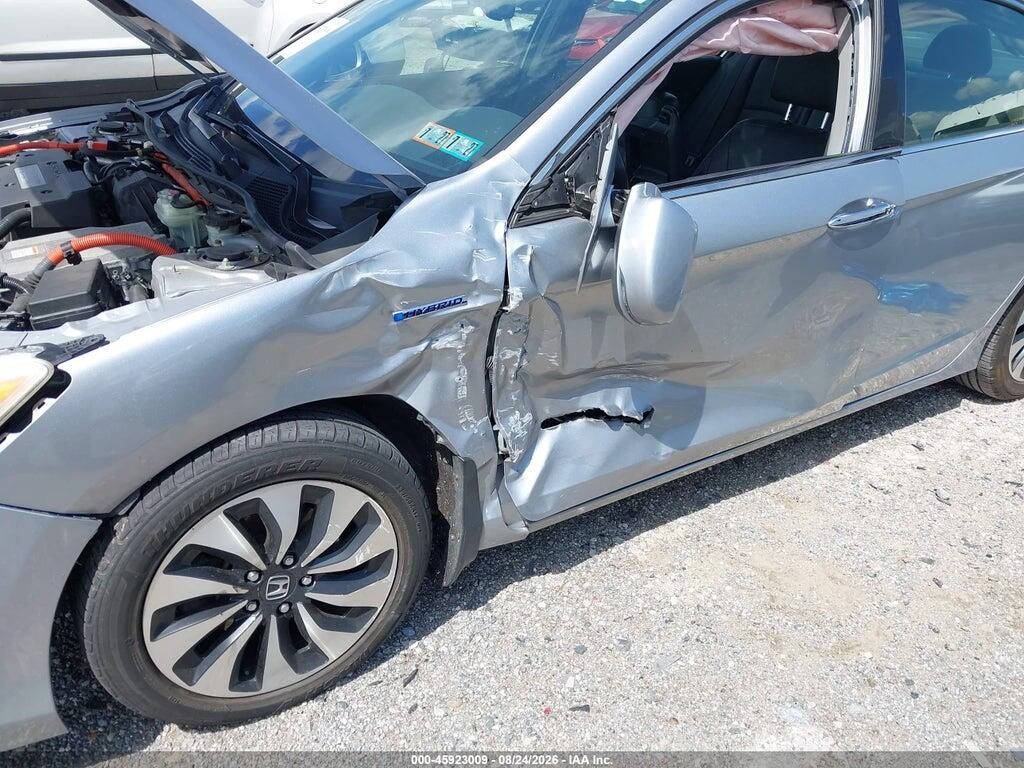 JHMCR6F58HC024919 2017 HONDA ACCORD HYBRID photo no. 6