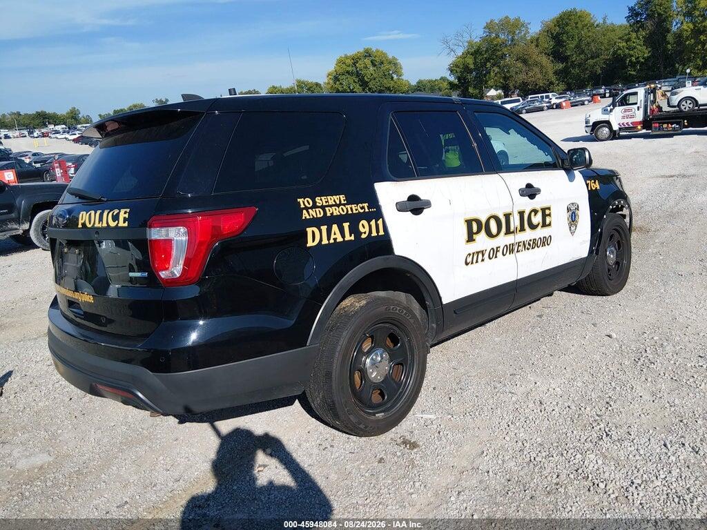 1FM5K8AR1JGB12399 2018 FORD POLICE INTERCEPTOR UTILITY photo no. 4