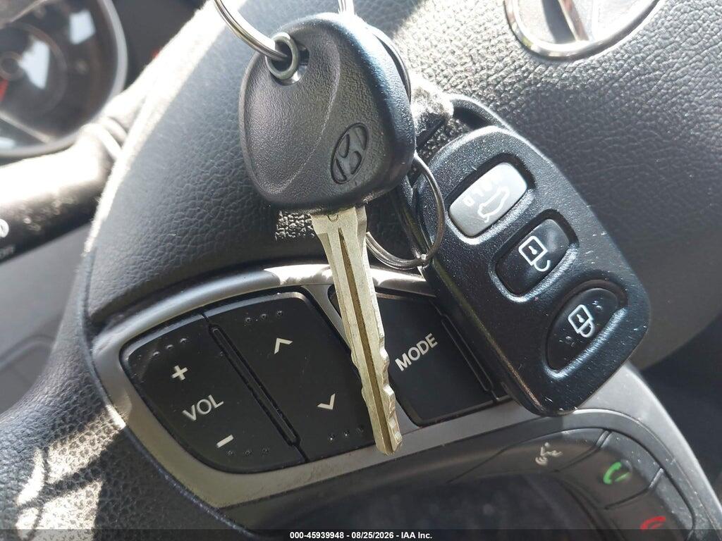 5NPDH4AE2GH653907 2016 HYUNDAI ELANTRA photo no. 11